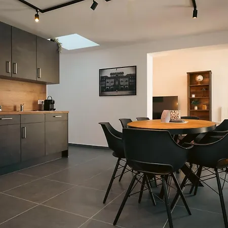 Wohnkultur - Industrial Apartment, Zentrum, Parkplatz Apartamento