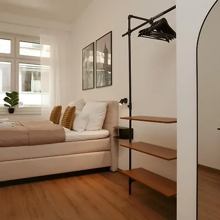 Wohnkultur - Industrial Apartment, Zentrum, Parkplatz *