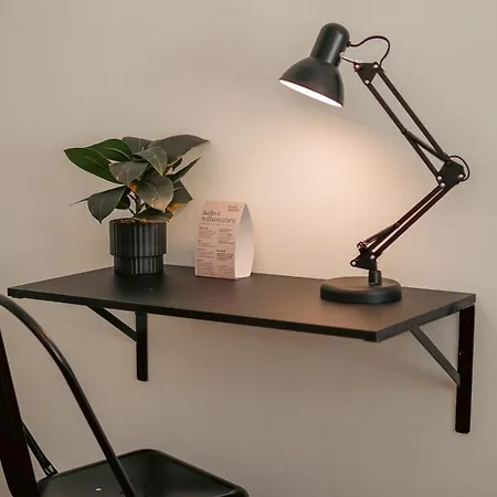 Wohnkultur - Industrial Apartment, Zentrum, Parkplatz *